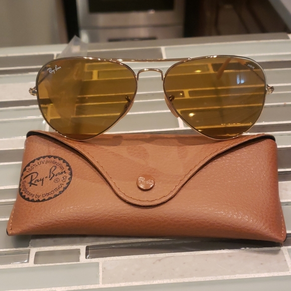 Ray Ban Sunglasses - Picture 2 of 2